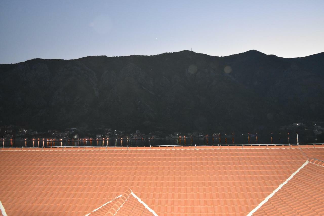 Apartments Sea View Kotor Exterior photo